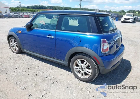 2013 Mini Hardtop Cooper z USA, uszkodzony, nr VIN WMWSU3C56DT687816